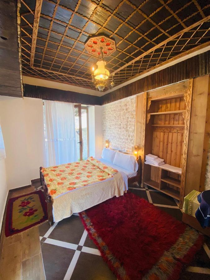 Guesthouse Mele Gjirokastër Extérieur photo