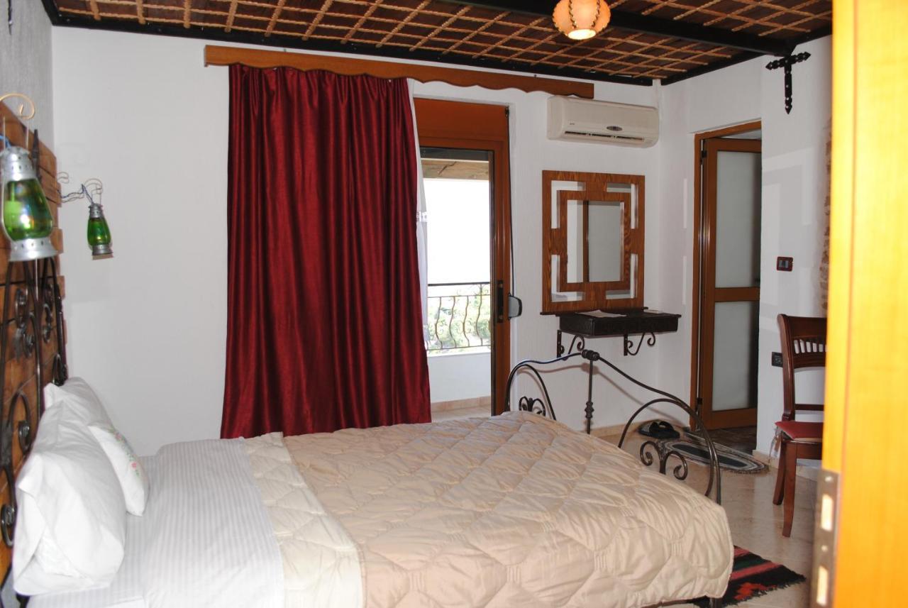 Guesthouse Mele Gjirokastër Extérieur photo