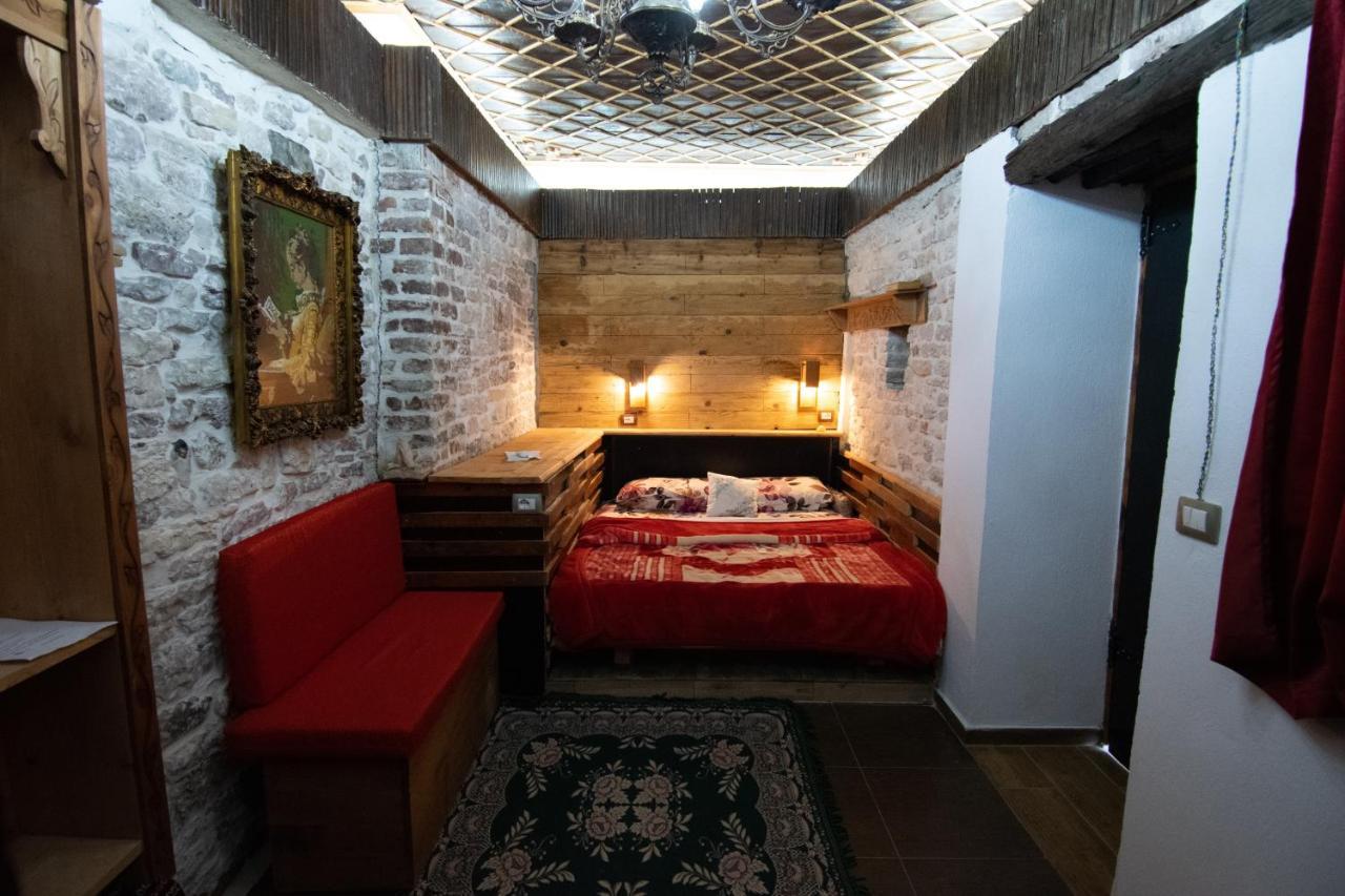 Guesthouse Mele Gjirokastër Extérieur photo