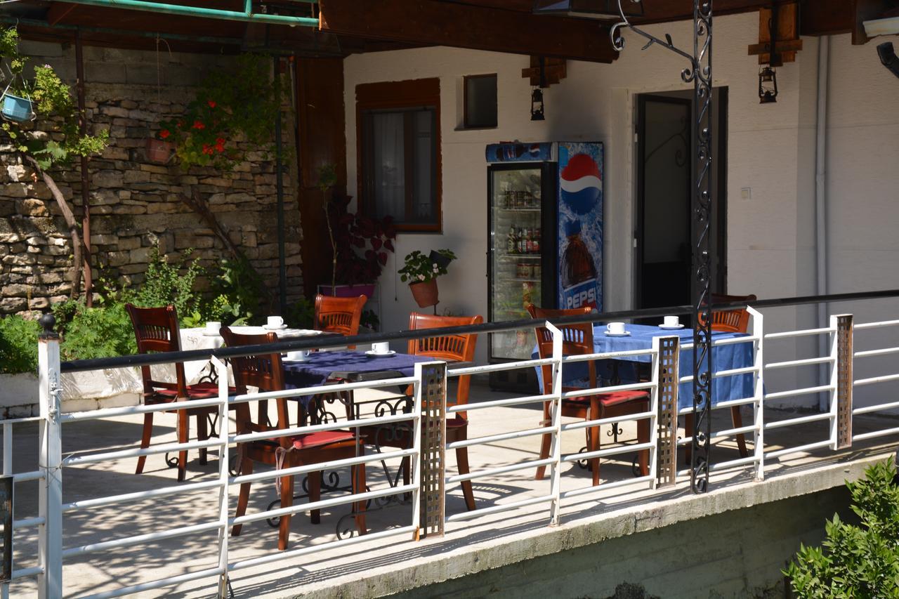 Guesthouse Mele Gjirokastër Extérieur photo