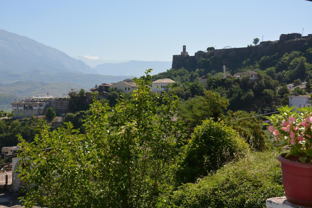 Guesthouse Mele Gjirokastër Extérieur photo