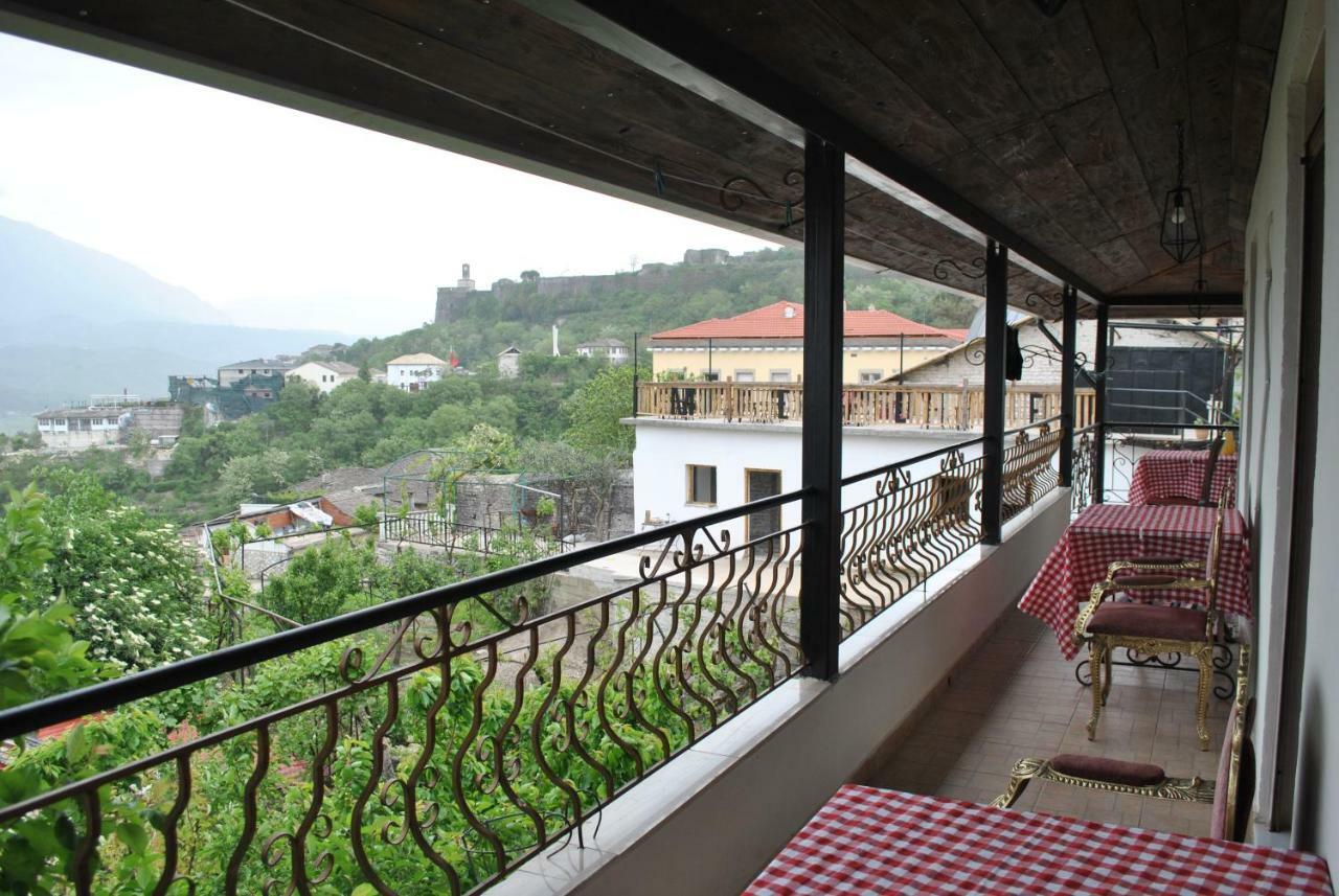 Guesthouse Mele Gjirokastër Extérieur photo