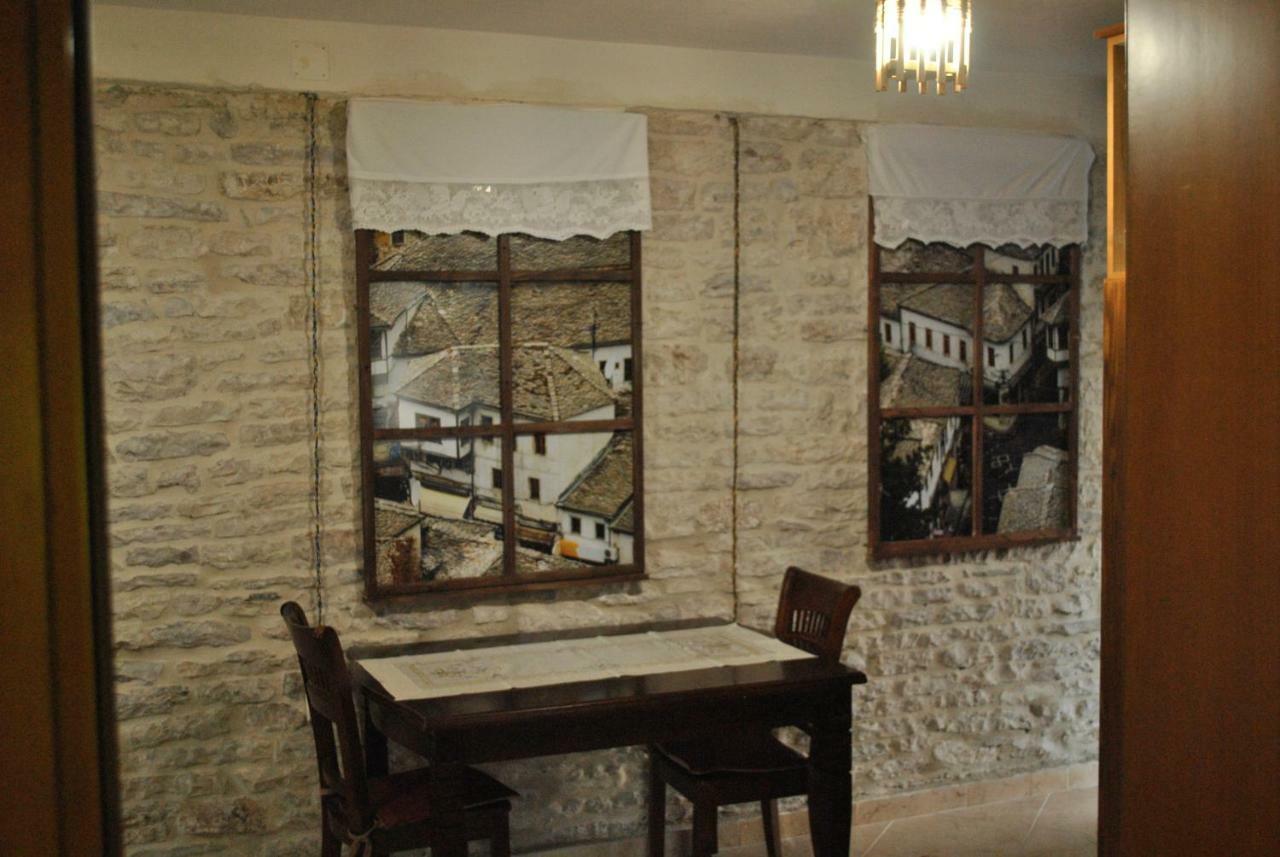 Guesthouse Mele Gjirokastër Extérieur photo