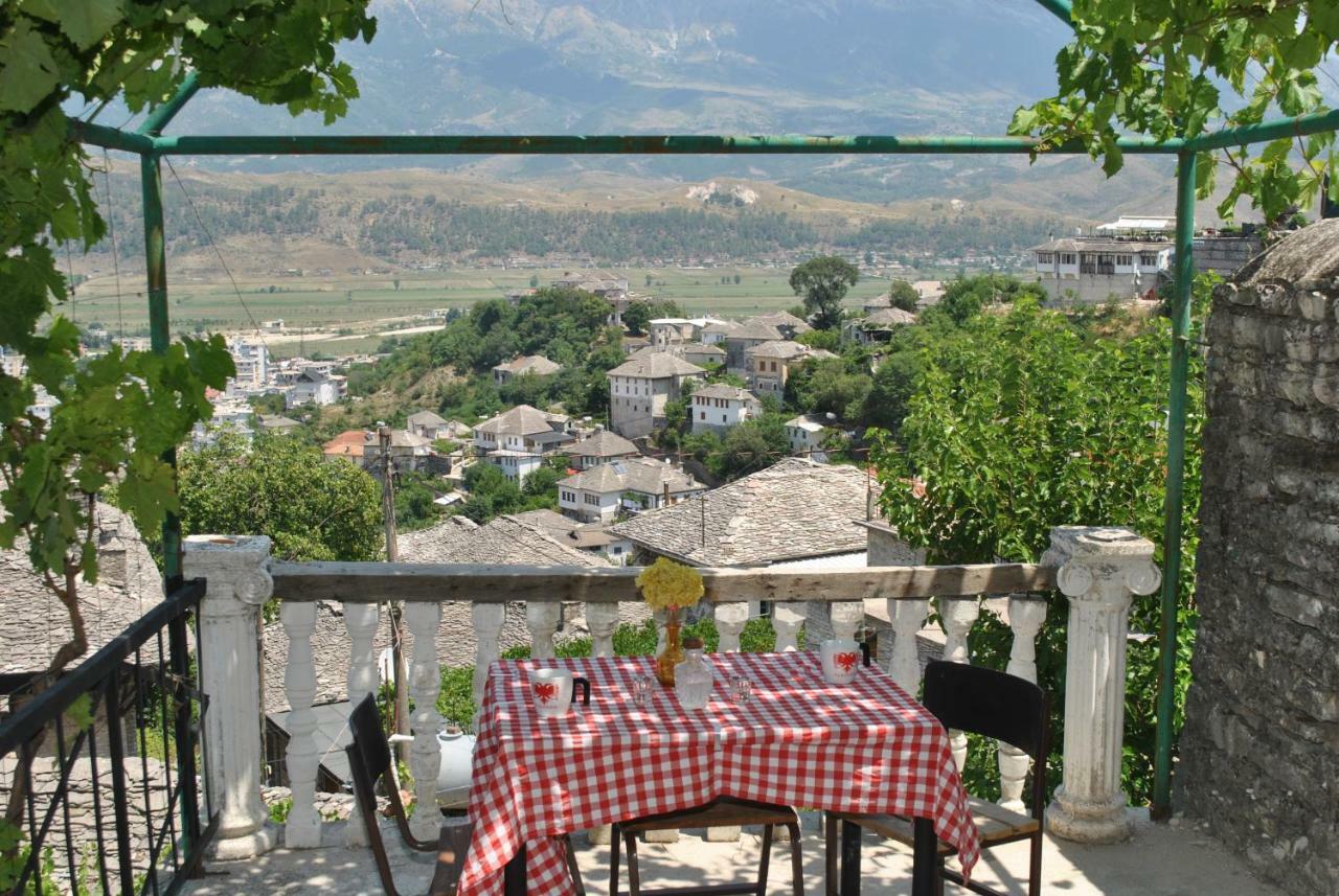 Guesthouse Mele Gjirokastër Extérieur photo